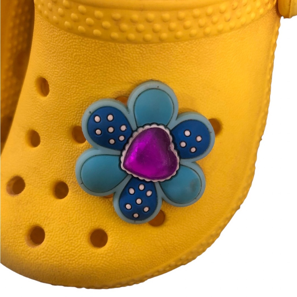 🌿 CROCS 🌿 kids unisex yellow rubber slip on shoes size C6 removable flower - Picture 5 of 7